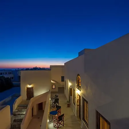 Lovely Santorini 1 Bedroom Cave Studio Gajeel With Spacious Terrace Vila *