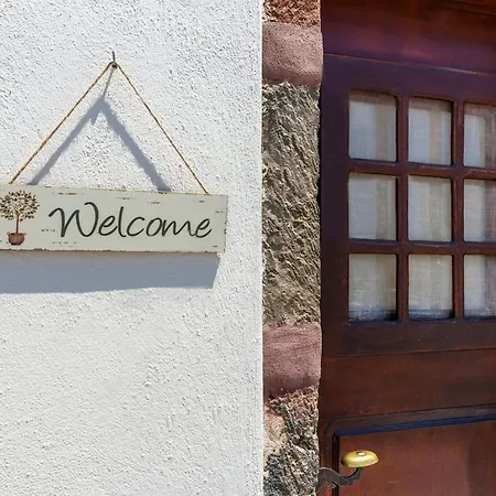 Villa Lovely Santorini 1 Bedroom Cave Studio Gajeel With Spacious Terrace *